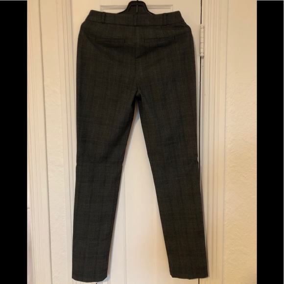 Black and grey pant - Picture 2 of 3